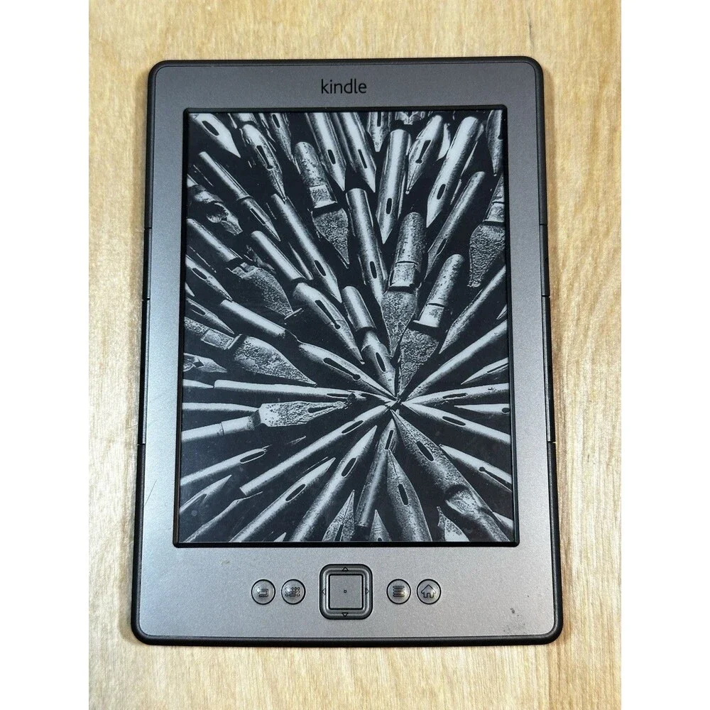 Amazon Kindle (4th Gen.) D01100 - 2GB - Wi-Fi - 6